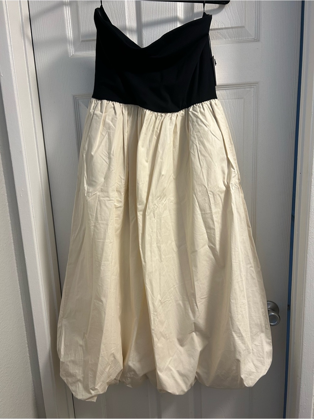 Sincerely Jules Black and Cream A-Line Balloon Skirt Strapless Dress